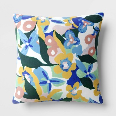 17"x17" Reversible Square Outdoor Pillow - Room Essentials™